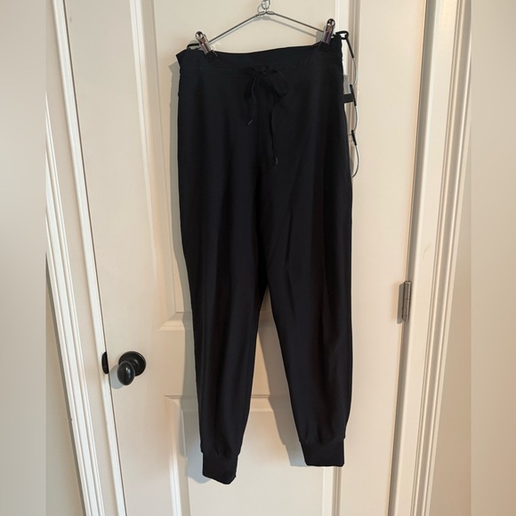 The Upside Noir Vida drawstring legging/jogger from Revolve S - Picture 9 of 11